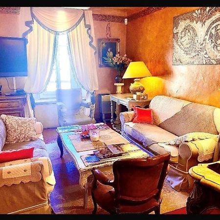Appartement De Luxe Au Coeur De Saint-Tropez Exteriör bild