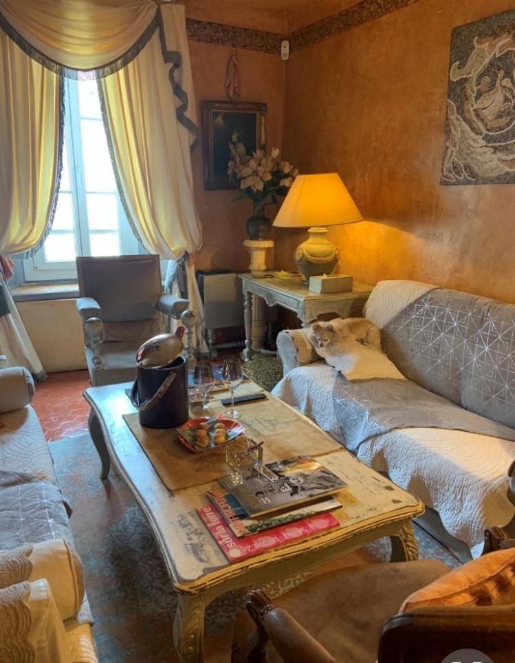 Appartement De Luxe Au Coeur De Saint-Tropez Exteriör bild