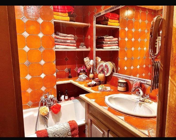 Appartement De Luxe Au Coeur De Saint-Tropez Exteriör bild