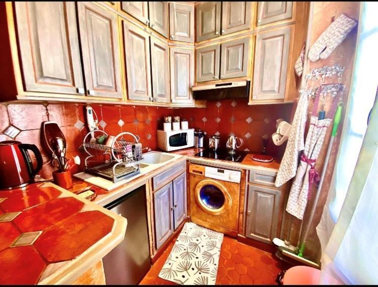 Appartement De Luxe Au Coeur De Saint-Tropez Exteriör bild