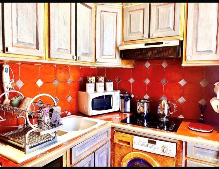 Appartement De Luxe Au Coeur De Saint-Tropez Exteriör bild