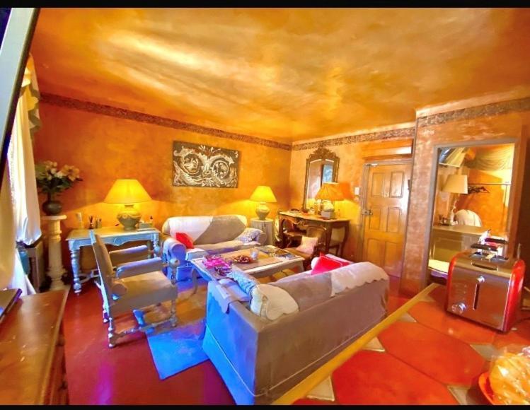 Appartement De Luxe Au Coeur De Saint-Tropez Exteriör bild