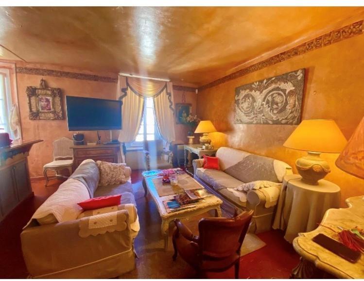 Appartement De Luxe Au Coeur De Saint-Tropez Exteriör bild