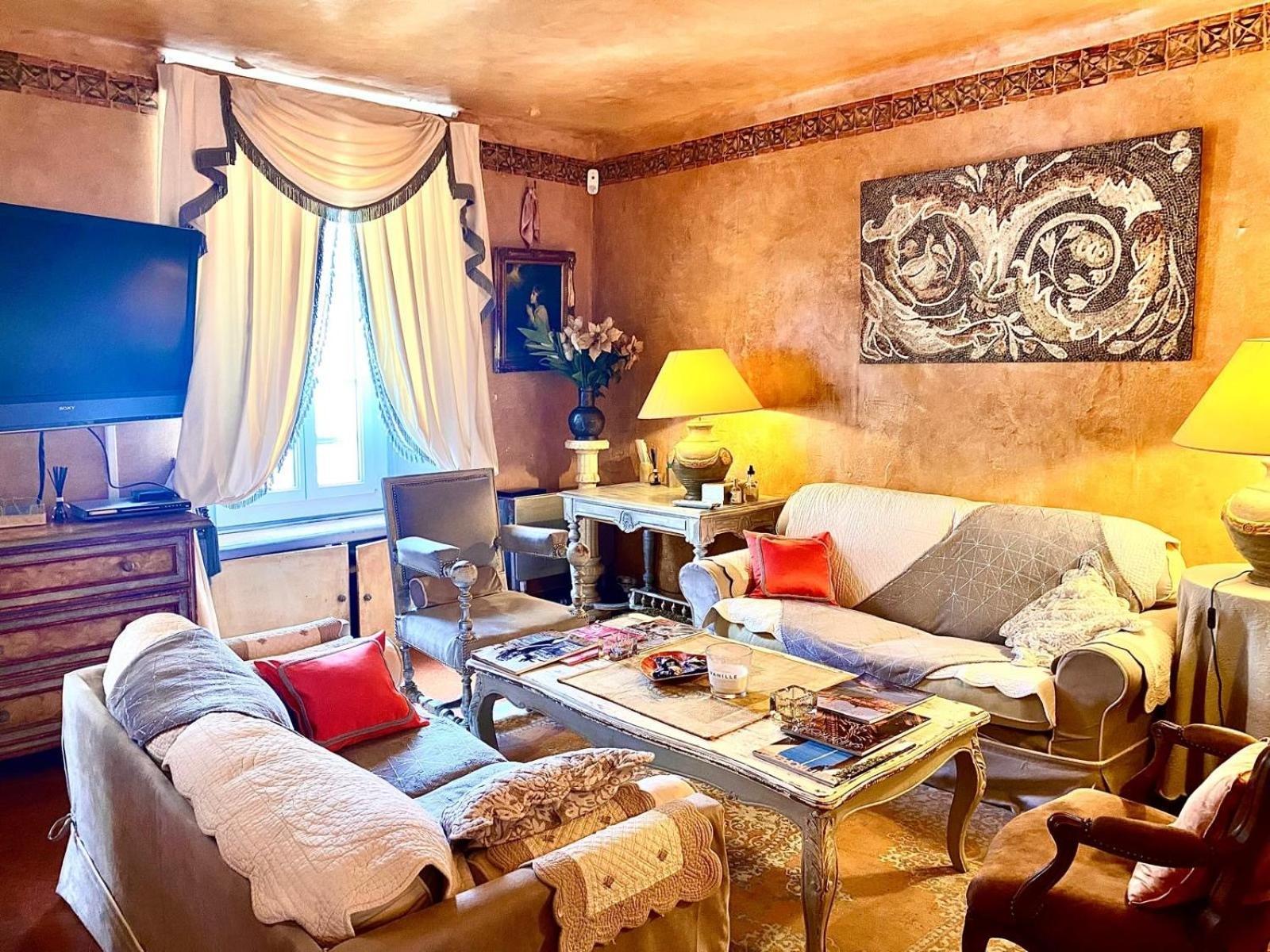 Appartement De Luxe Au Coeur De Saint-Tropez Exteriör bild