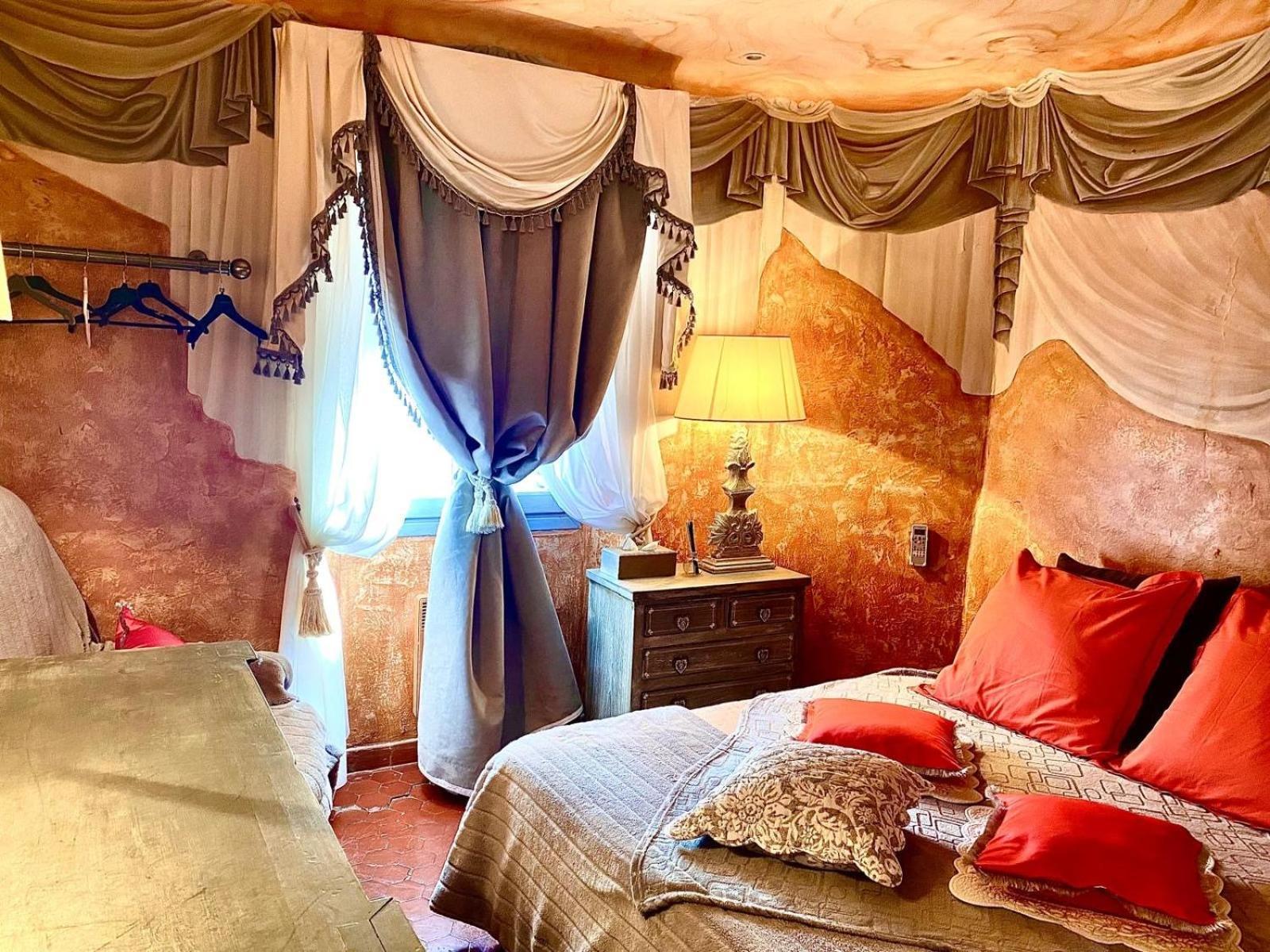 Appartement De Luxe Au Coeur De Saint-Tropez Exteriör bild